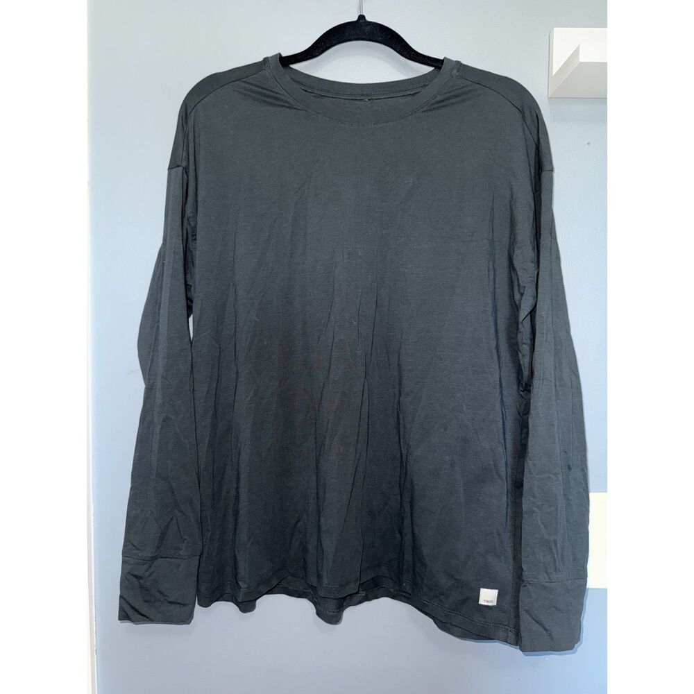 Vuori Black Long Sleeve Feather Tee | No Tag, Fits Like A Large | Athleisure